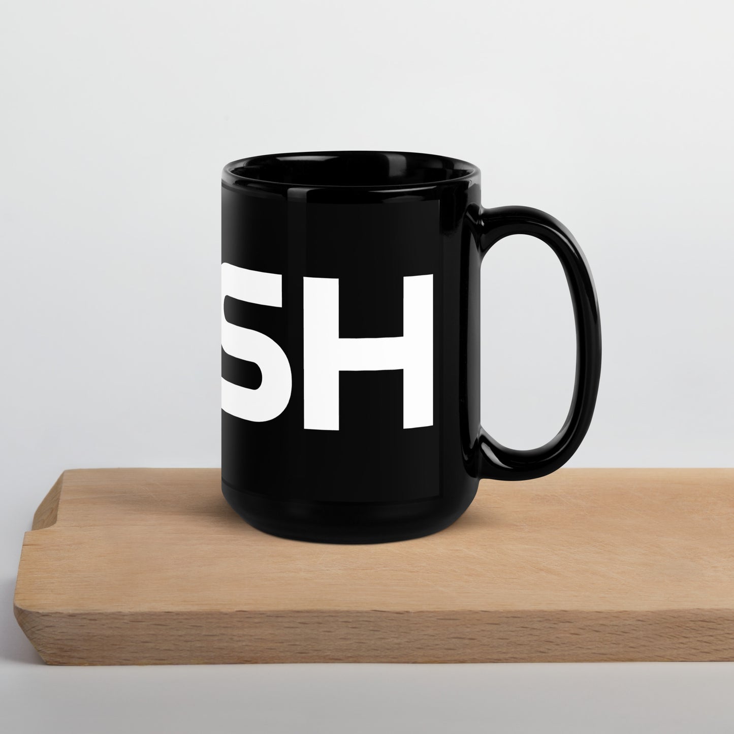 side view of black glossy 15oz mug with the handle on the right